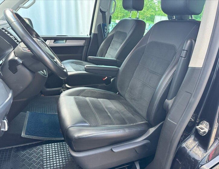 Volkswagen Multivan 10