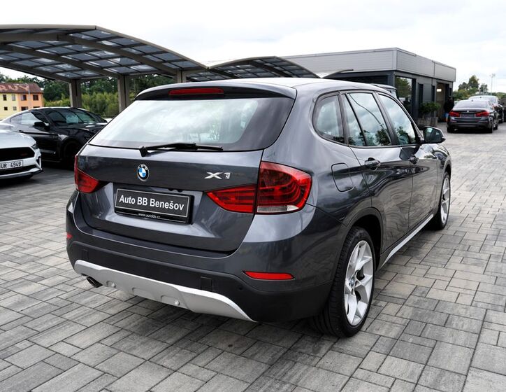 BMW X1 6