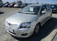 Toyota Avensis 3