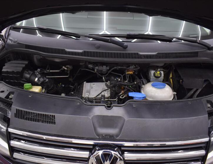 Volkswagen Multivan 28