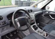 Ford Galaxy 16