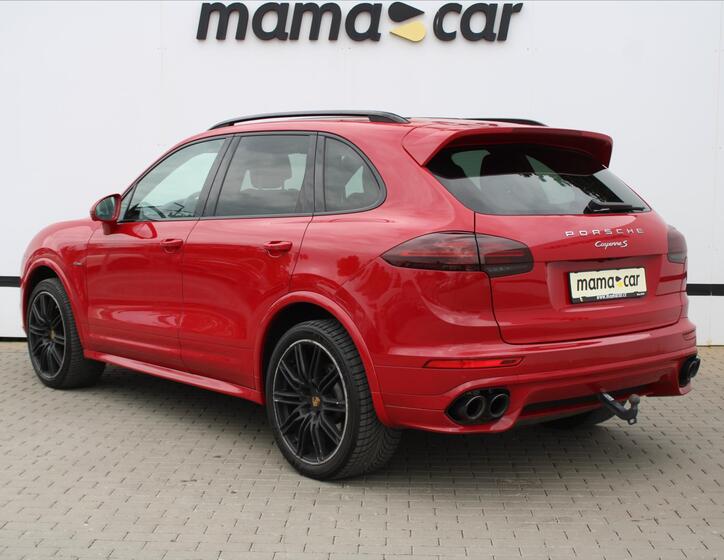 Porsche Cayenne 5