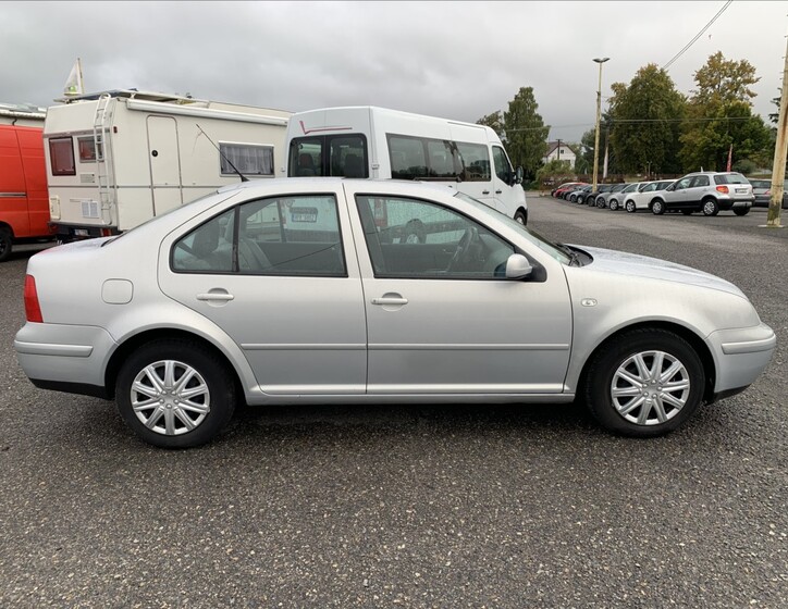 Volkswagen Bora 6