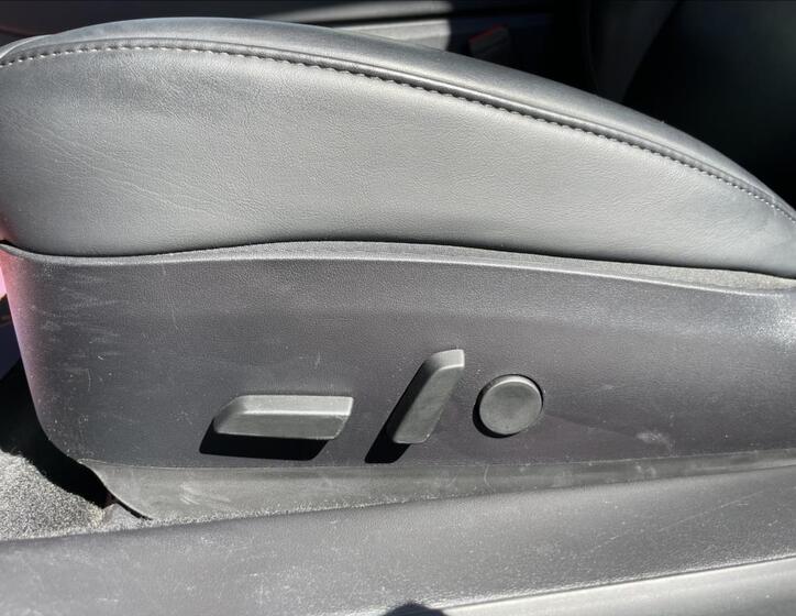 Tesla Model 3 15