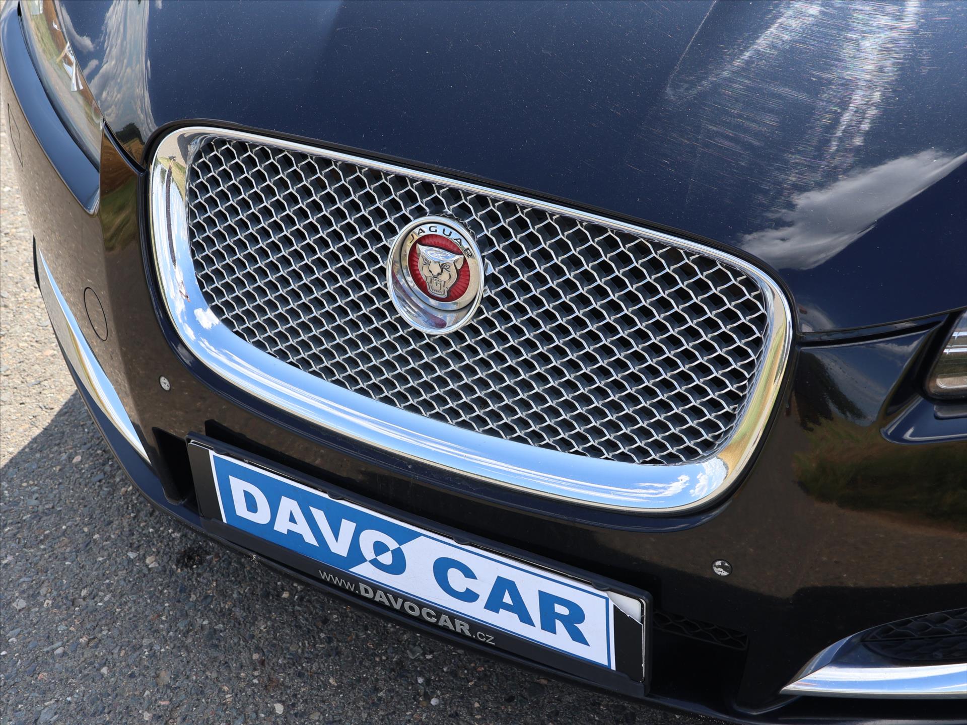 Jaguar XF