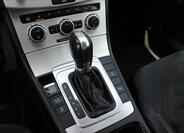 Volkswagen Passat 18