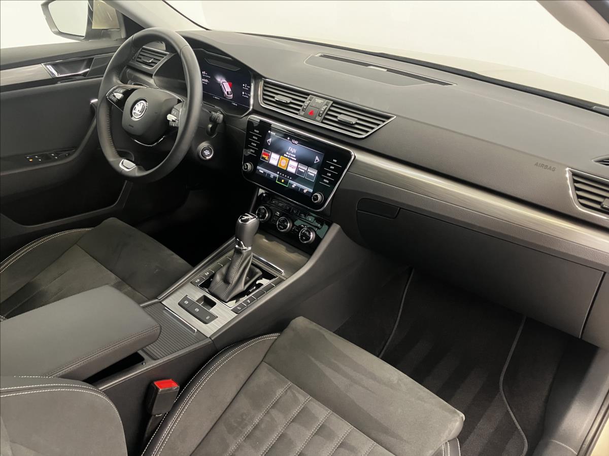 Škoda Superb