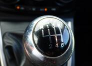 Mazda 5 31