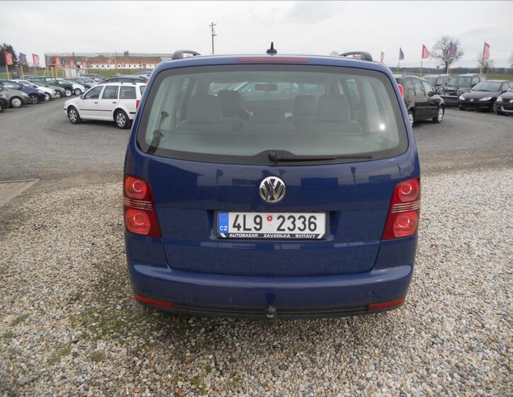 Volkswagen Touran 7