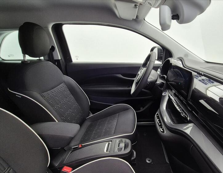 Fiat 500e 9