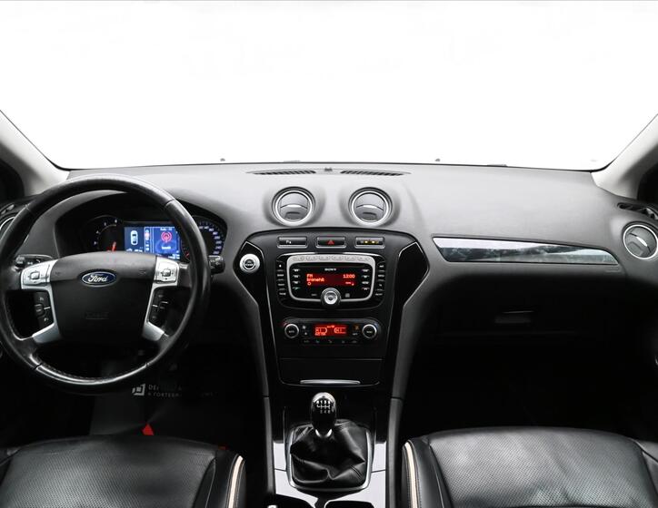 Ford Mondeo 15
