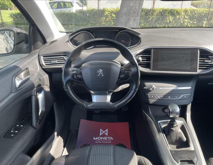 Peugeot 308 13
