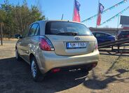 KIA Rio 5