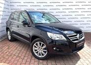 Volkswagen Tiguan 1