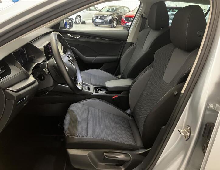 Škoda Octavia 12