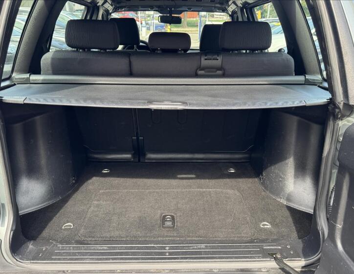 Land Rover Freelander 9