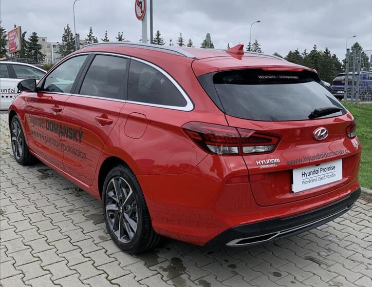 Hyundai i30 4