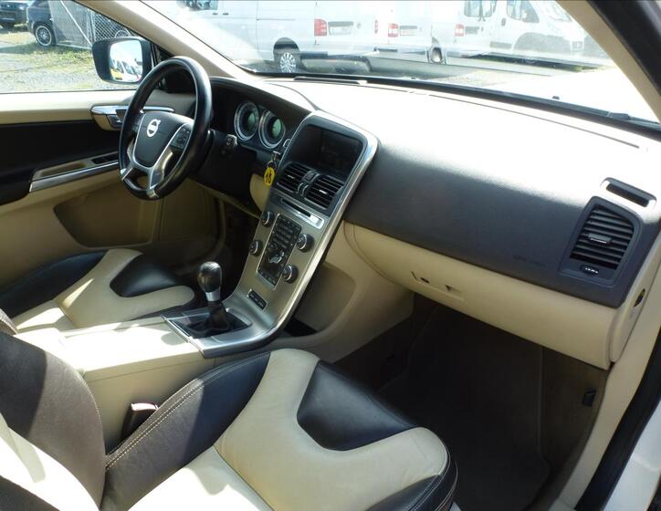 Volvo XC60 31
