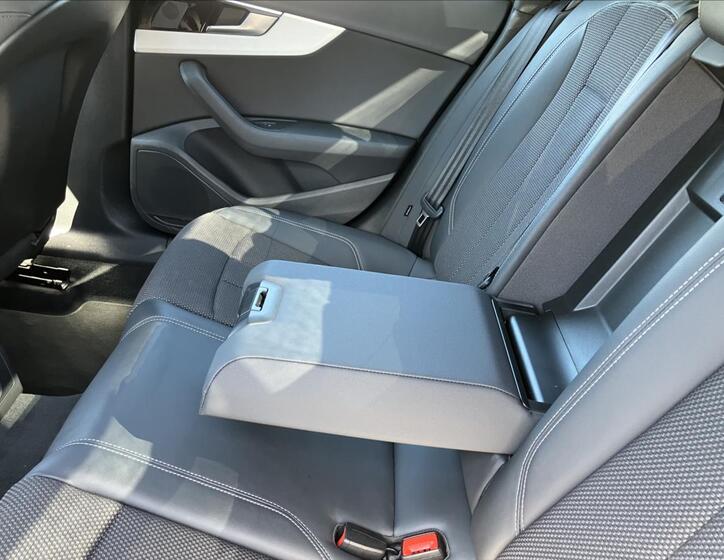 Audi A4 18