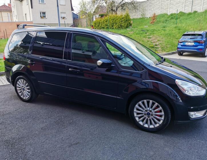 Ford Galaxy 5