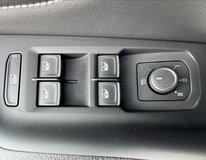 Volkswagen Passat 24