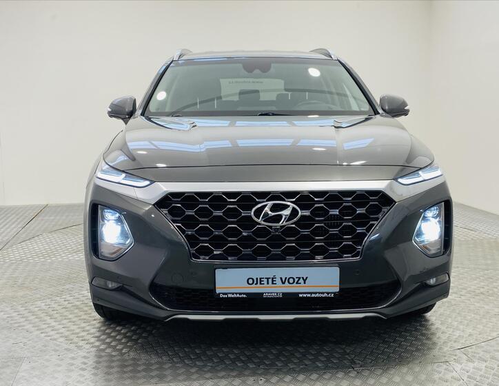 Hyundai Santa Fe 4