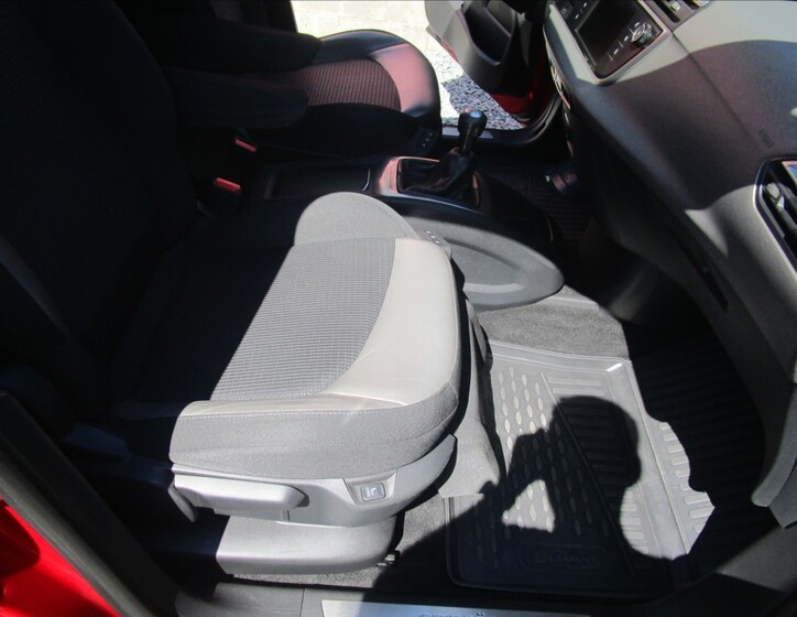 Citroën Grand C4 Picasso 21
