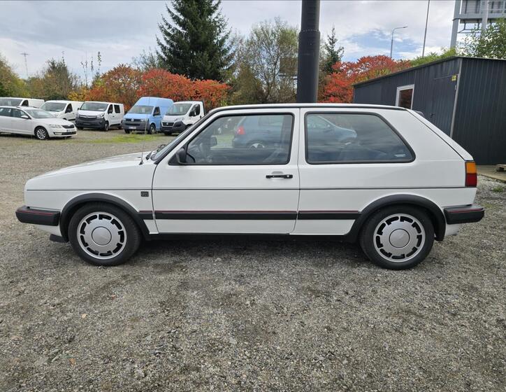 Volkswagen Golf 8