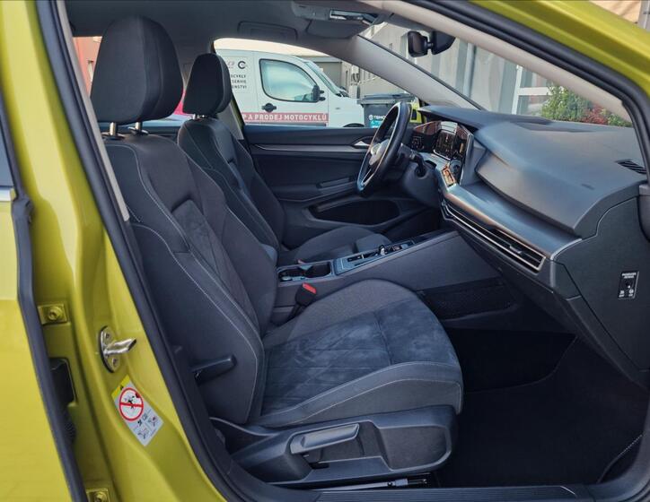 Volkswagen Golf 13