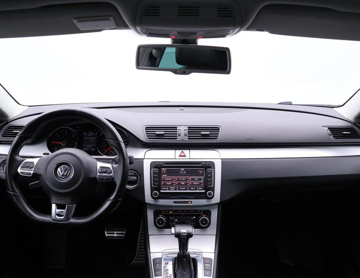 Volkswagen Passat CC 25