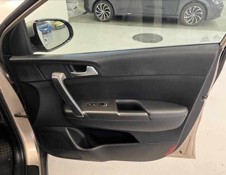 KIA Sportage 24