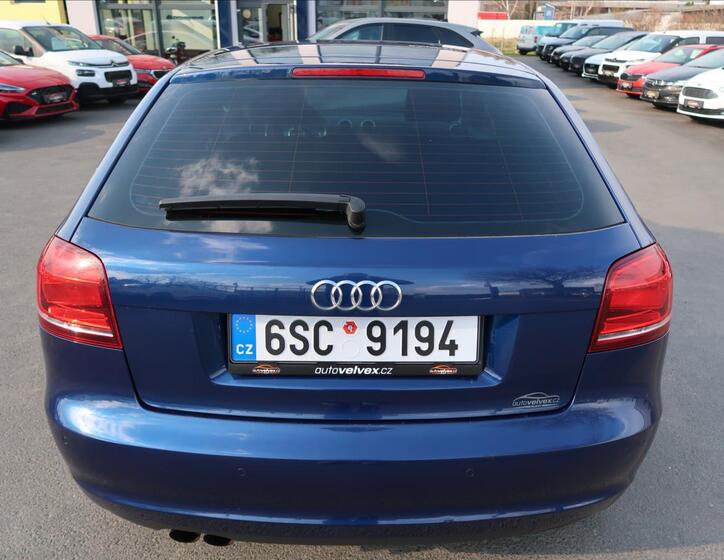 Audi A3 8