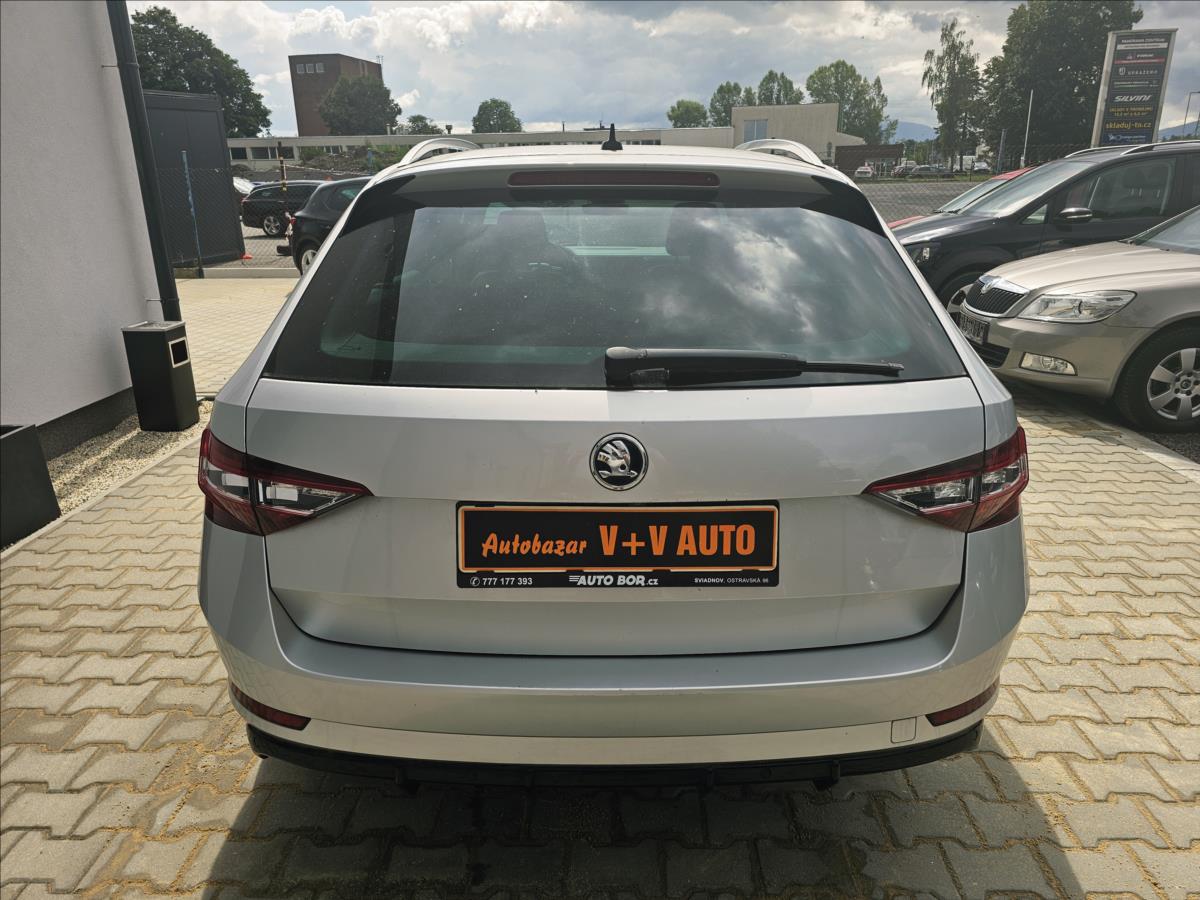 Škoda Superb