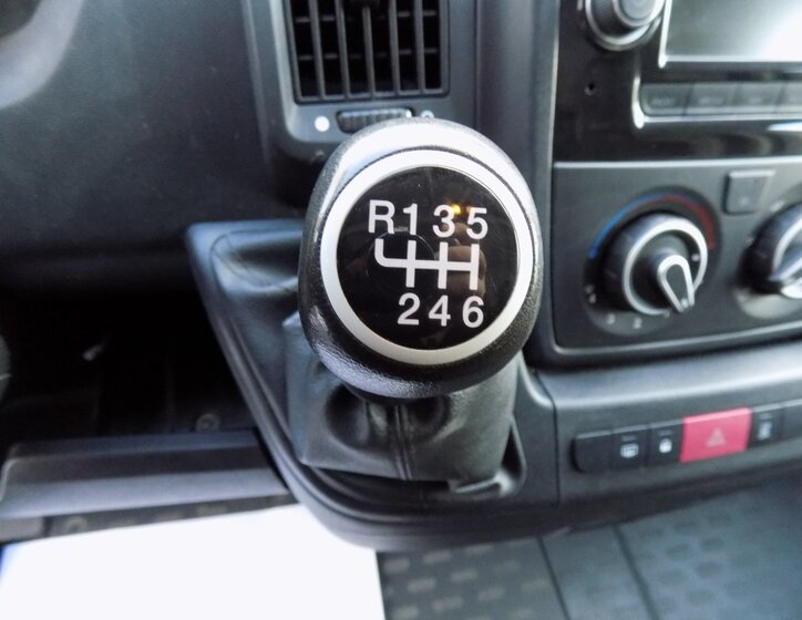 Peugeot Boxer 21