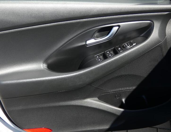 Hyundai i30 8