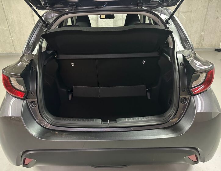 Toyota Yaris 11
