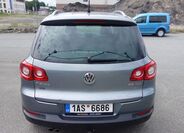 Volkswagen Tiguan 7