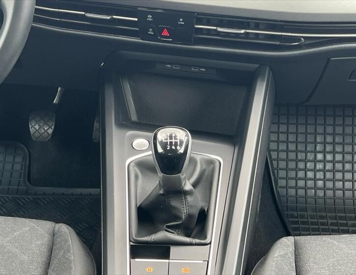 Volkswagen Golf 18