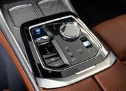 BMW i7 17