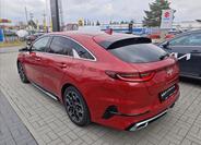 KIA ProCeed 4