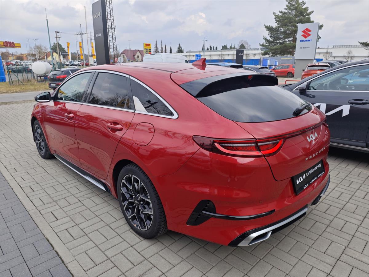 KIA ProCeed