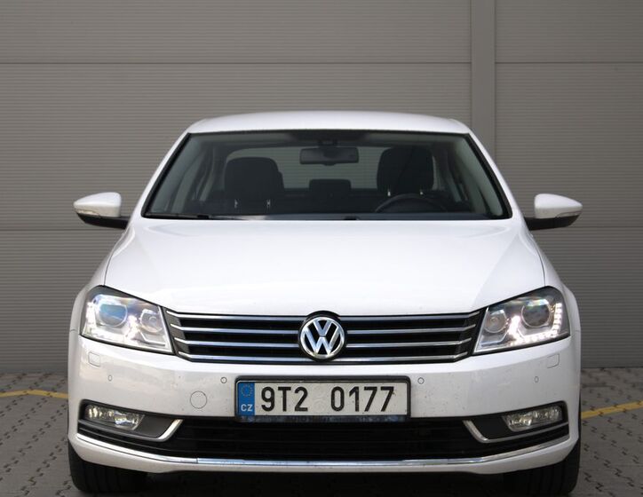 Volkswagen Passat 2
