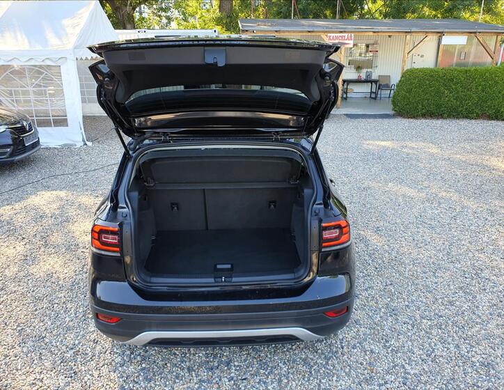 Volkswagen T-Cross 42