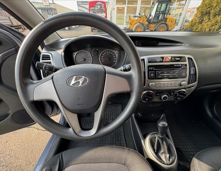 Hyundai i20 13