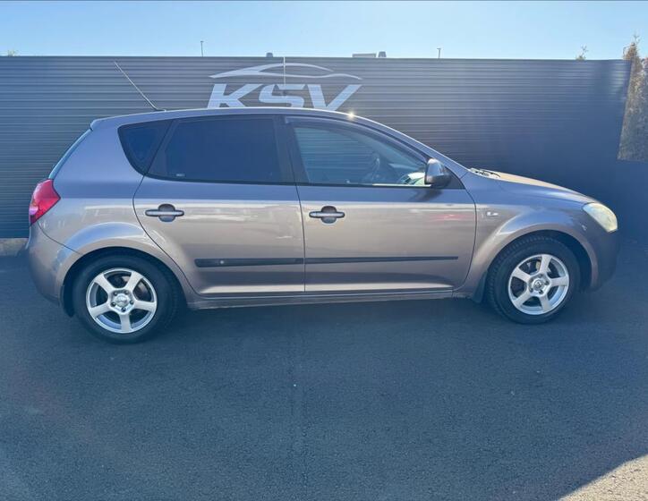 KIA Ceed 6