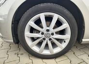 Volkswagen Golf 34