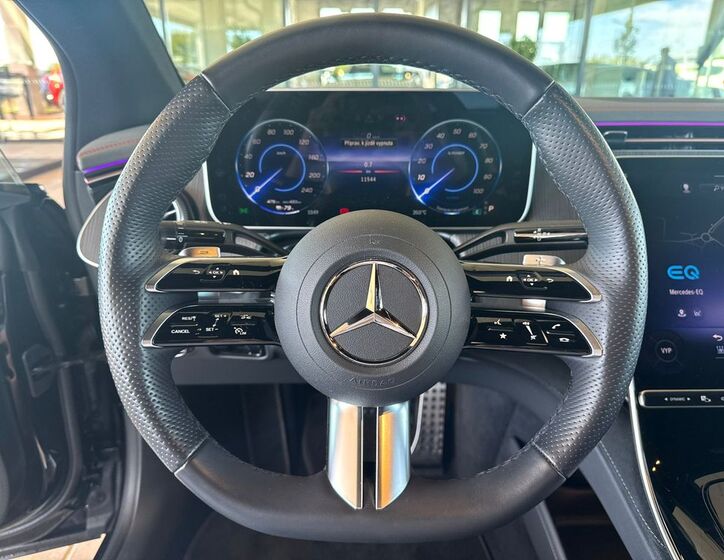 Mercedes-Benz EQE 12