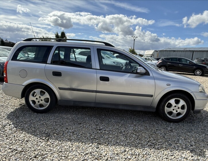Opel Astra 4