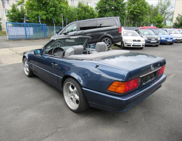 Mercedes-Benz SL 4