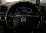 Volkswagen Multivan 11
